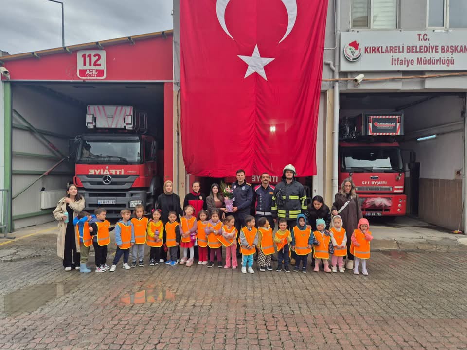 İtfaiye Müdürlüğümüzde Minik Misafirlerimizi Ağırladık