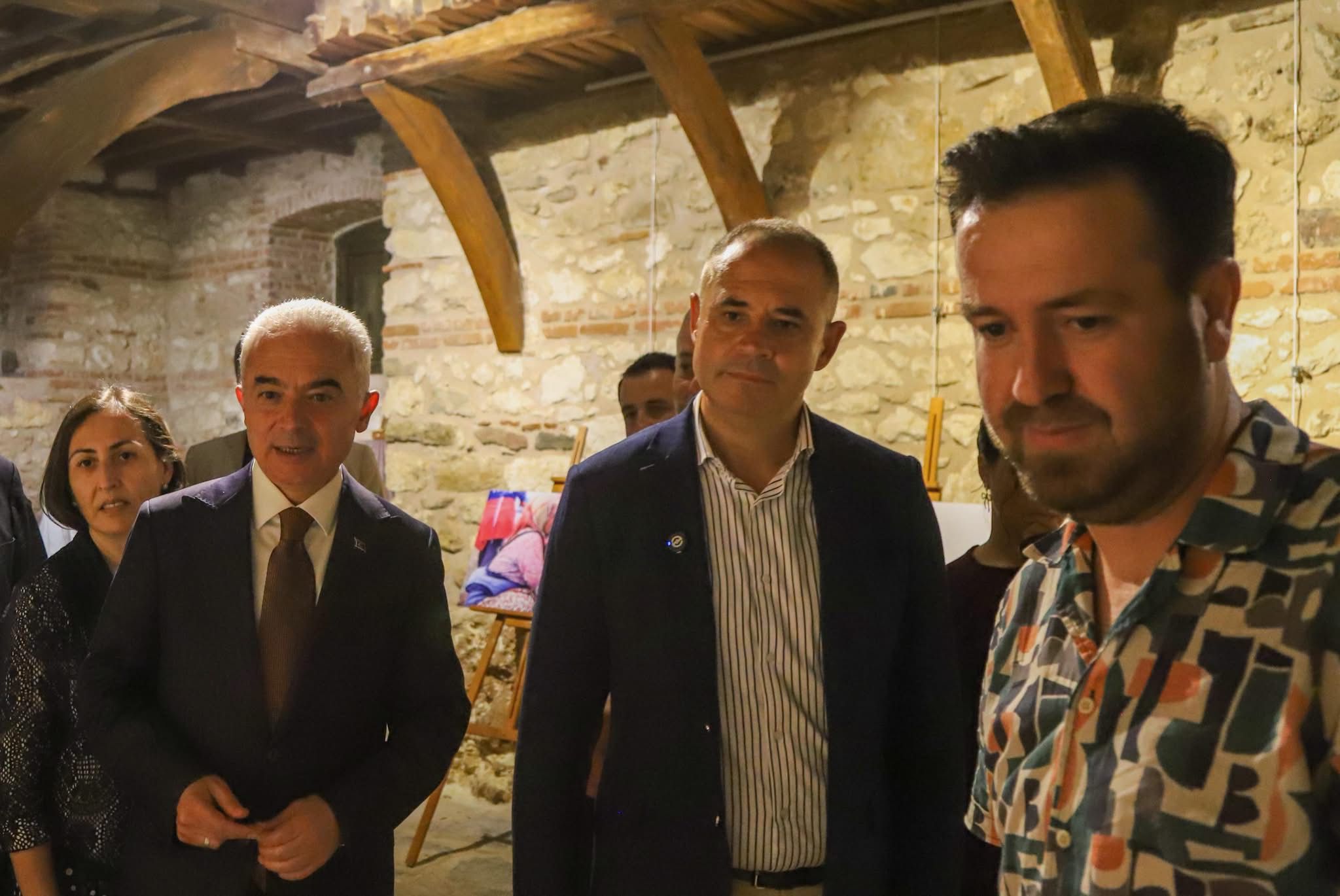 17’nci Yayla Bolluk, Bereket, Hasat ve Bağ Bozumu Şenliklerimiz Kapsamında KIFSAD Tarafından Düzenlenen “Kırklareli’nin Bağları” Konulu Fotoğraf Sergisini Ziyaret Ettik — fotoğraf 1