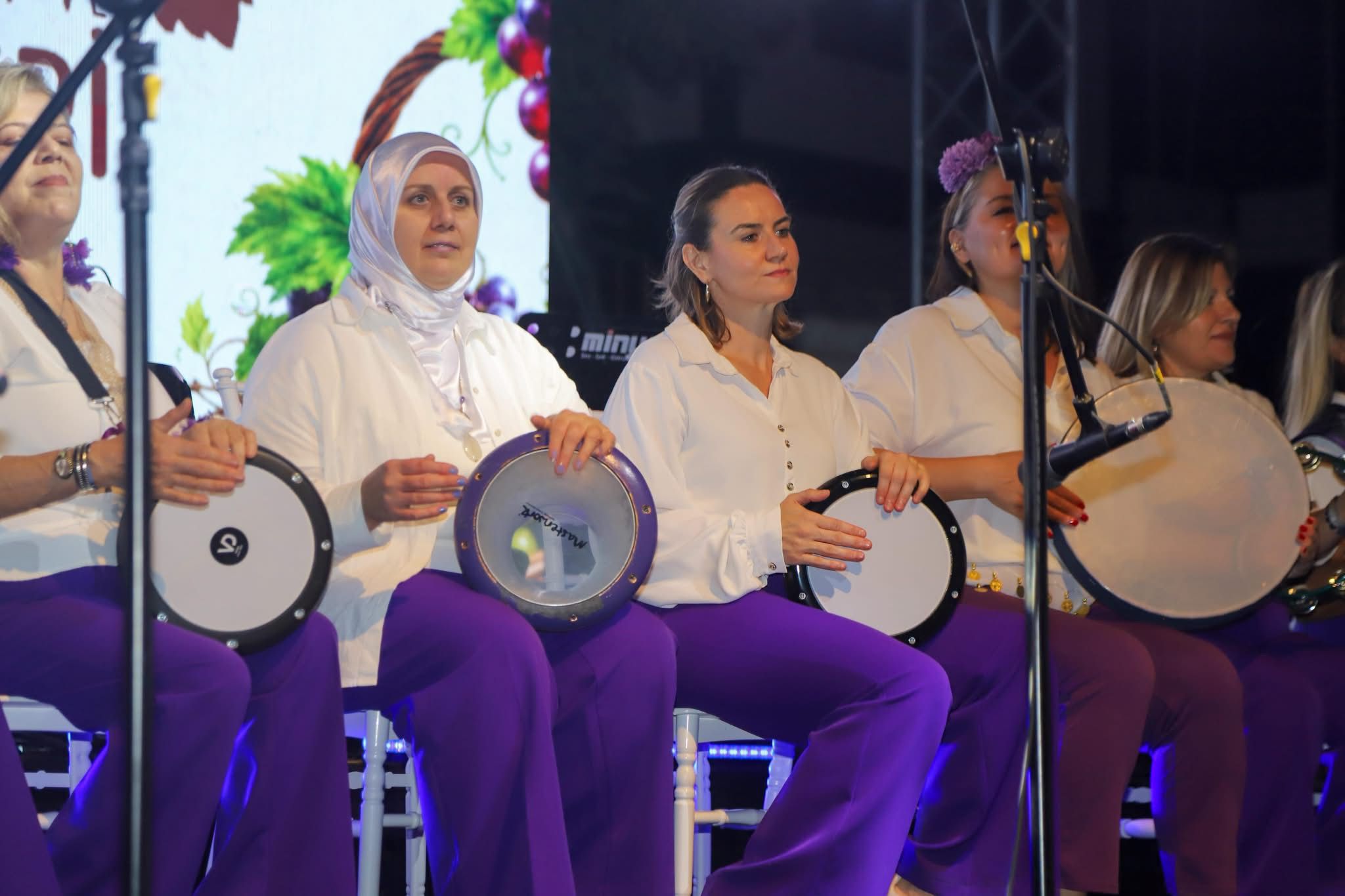 Şenliğimizde Edirne Kent Konseyi Kadın Meclisi Moriz Ritm Grubu’nu Kırklareli’mizde Ağırlamaktan Büyük Mutluluk Duyduk — fotoğraf 15