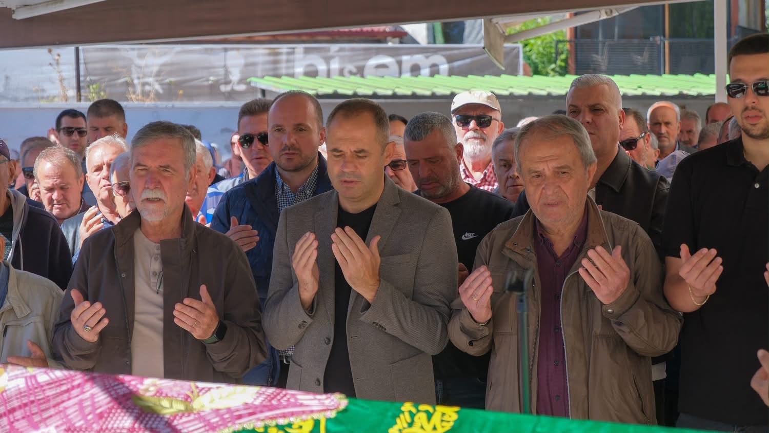 Hatice Aladağ'ı Son Yolculuğuna Uğurladık — fotoğraf 1