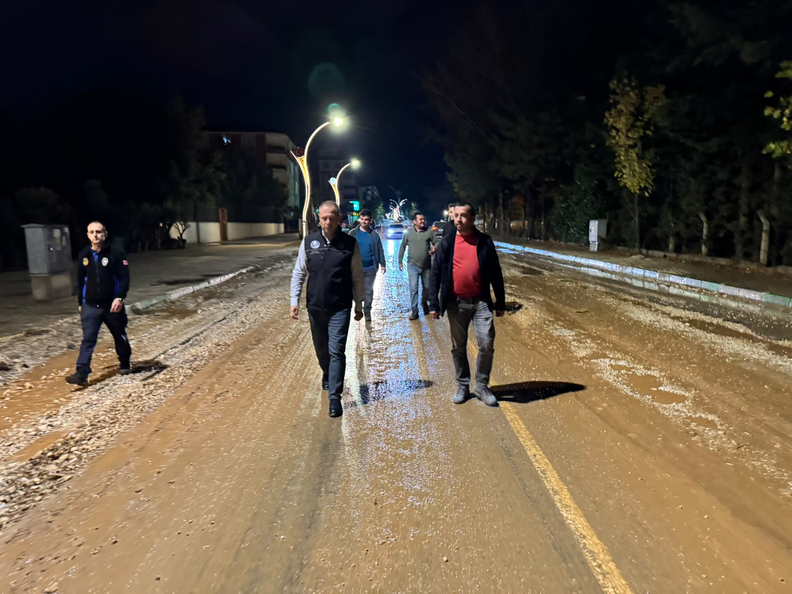 Kırklareli Belediye Başkanı Derya Bulut Gece Saatlerinde Altyapı Çalışmalarını İnceledi — fotoğraf 6