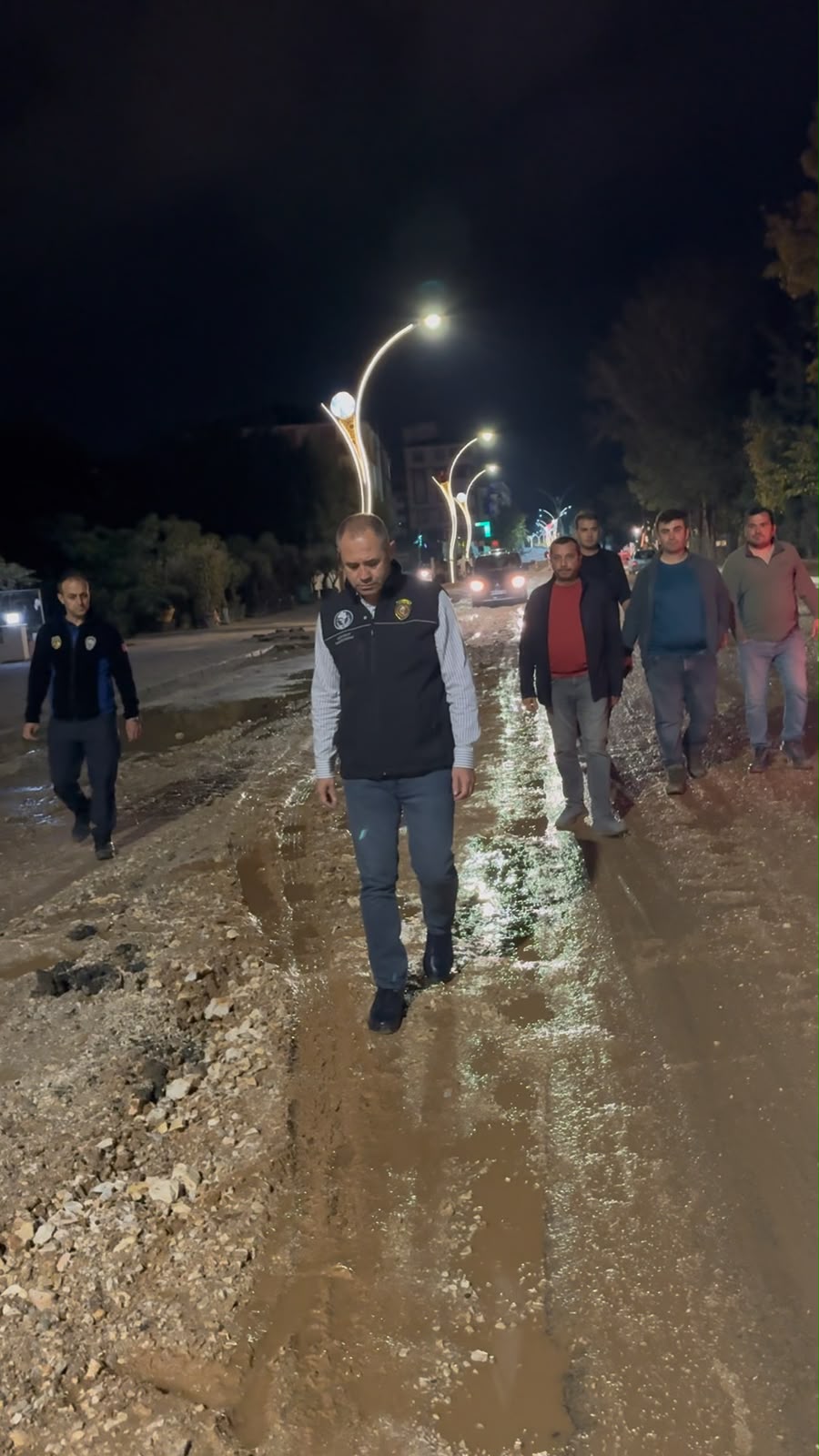 Kırklareli Belediye Başkanı Derya Bulut Gece Saatlerinde Altyapı Çalışmalarını İnceledi — fotoğraf 9