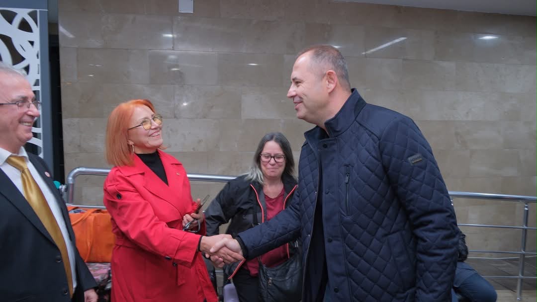 Kırklareli Berberler Kuaförler ve Güzellik Salonu İşletmecileri Esnaf ve Sanatkârlar Odamızın Olağanüstü Seçiminde Bir Araya Geldik — fotoğraf 6