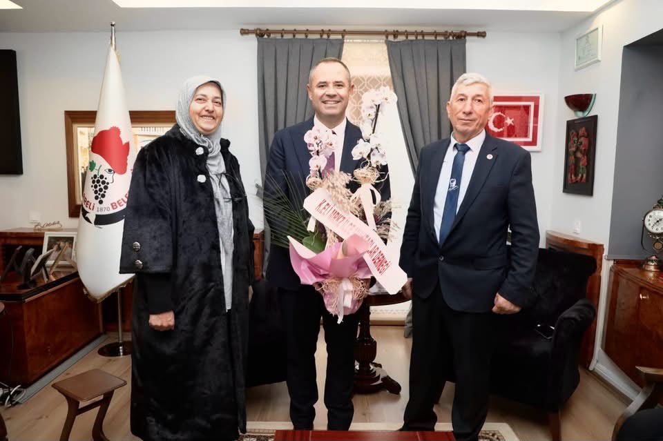 Ülkemizin Dört Bir Yanında Hizmet Veren Tüm Muhtarlarımızın 19 Ekim Muhtarlar Günü’nü Kutluyorum — fotoğraf 1