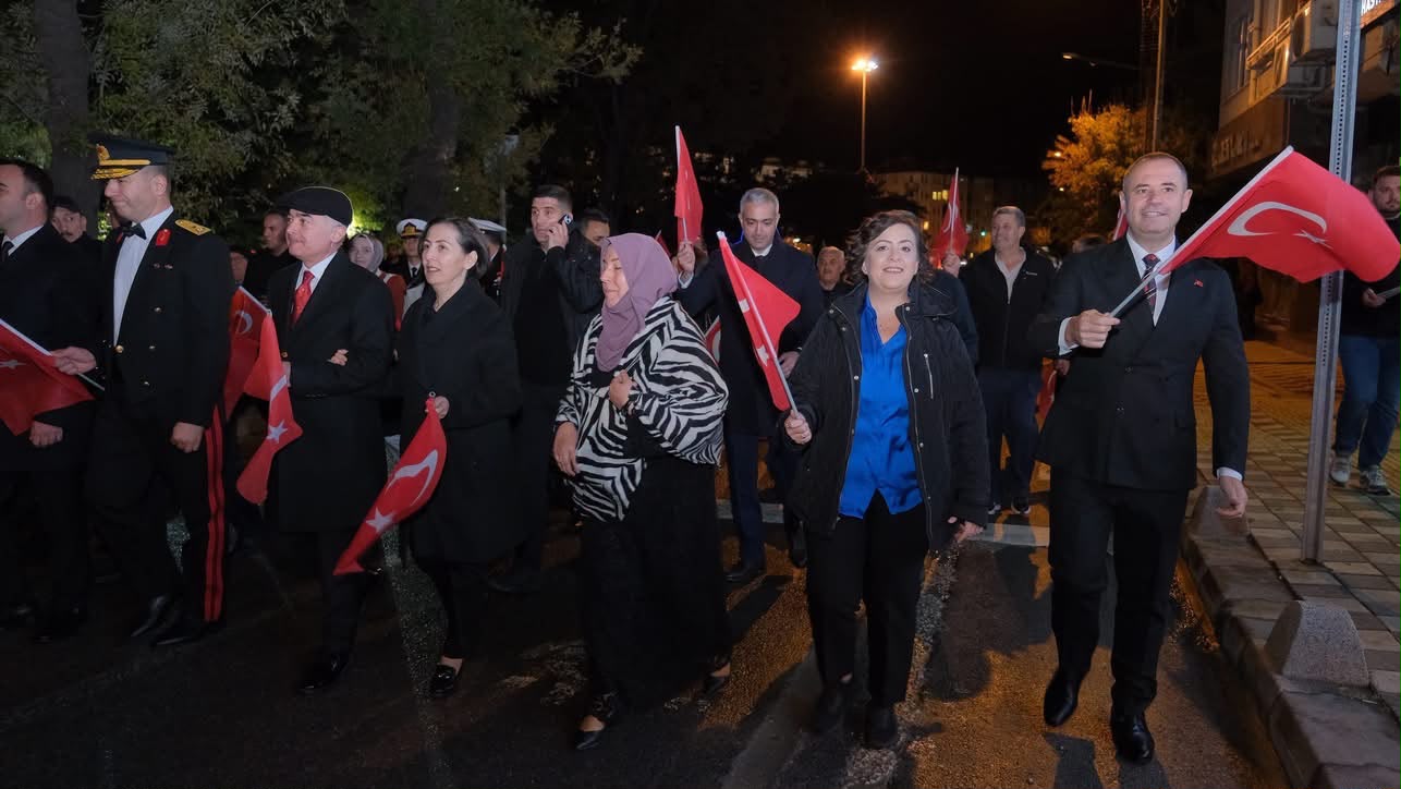 Cumhuriyetimizin 103. Yıl Dönümünü Cumhuriyet Yürüyüşümüz İle Büyük Bir Coşkuyla Kutladık — fotoğraf 8